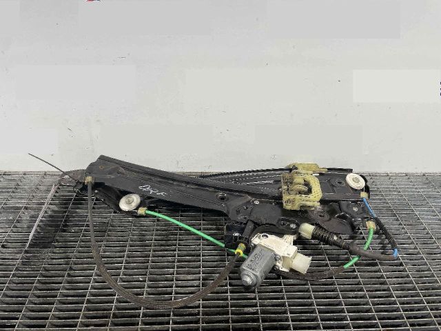 bontott BMW 5 F10 Jobb első Ablakemelő Szerkezet (Elektromos)