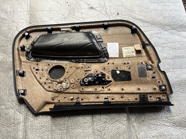 bontott BMW 5 F10 Jobb első Ajtó Kárpit