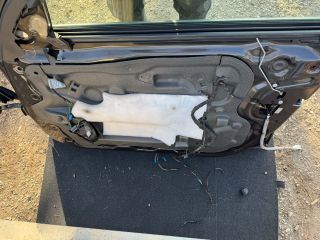 bontott BMW 5 F10 Jobb első Ajtó (Részeivel)