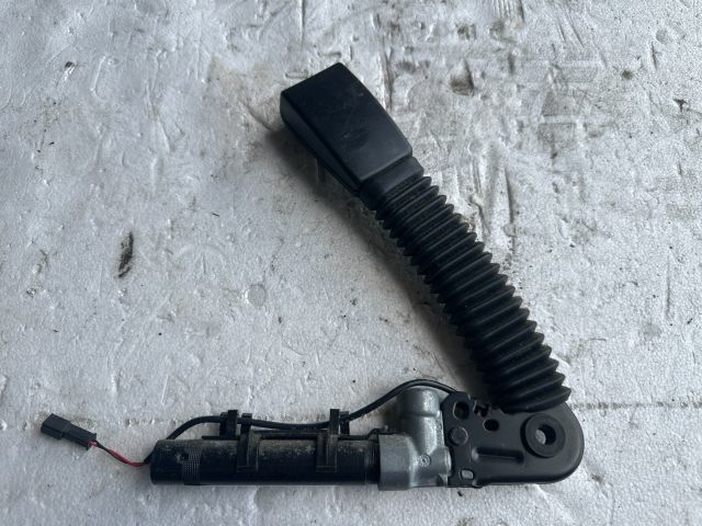 bontott BMW 5 F10 Jobb első Biztonsági Öv Csat