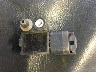 bontott BMW 5 F10 Jobb első Oldal Ütközés Érzékelő