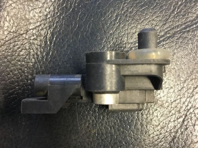 bontott BMW 5 F10 Jobb első Oldal Ütközés Érzékelő