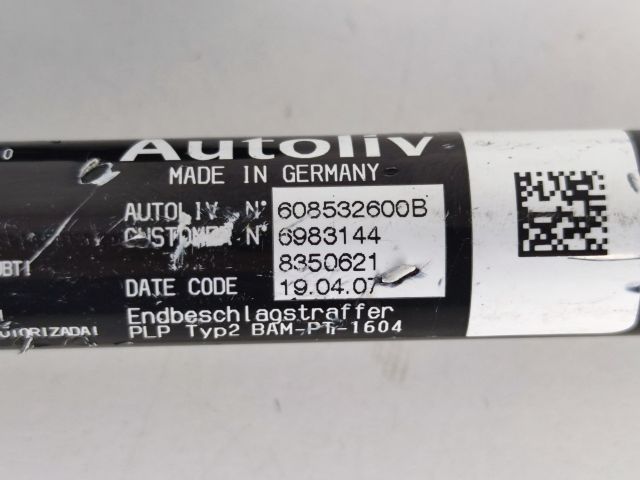 bontott BMW 5 F10 Jobb első Övfeszítő