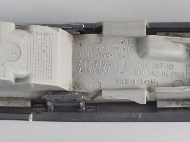 bontott BMW 5 F10 Jobb első Sárvédő Irányjelző