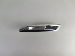 bontott BMW 5 F10 Jobb első Sárvédő Irányjelző