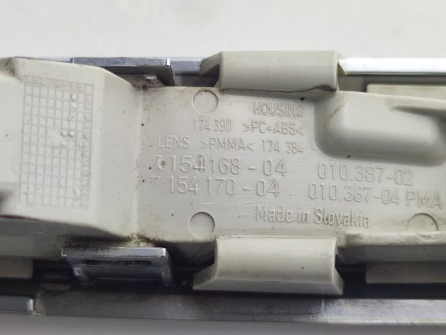 bontott BMW 5 F10 Jobb első Sárvédő Irányjelző