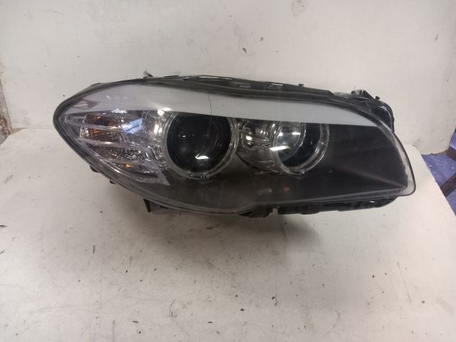 bontott BMW 5 F10 Jobb Fényszóró