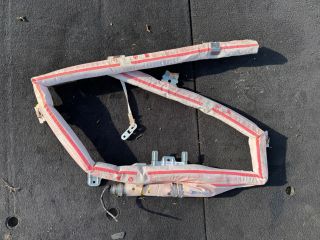 bontott BMW 5 F10 Jobb Függönylégzsák és Oldallégzsák