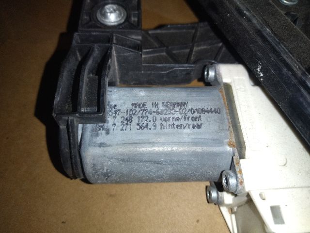 bontott BMW 5 F10 Jobb hátsó Ablakemelő Szerkezet (Elektromos)