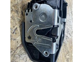 bontott BMW 5 F10 Jobb hátsó Ajtózár