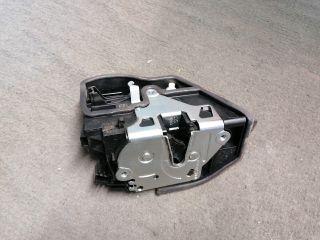 bontott BMW 5 F10 Jobb hátsó Ajtózár