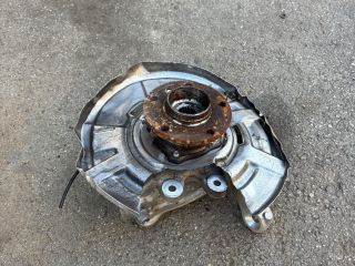 bontott BMW 5 F10 Jobb hátsó Csonkállvány Kerékaggyal