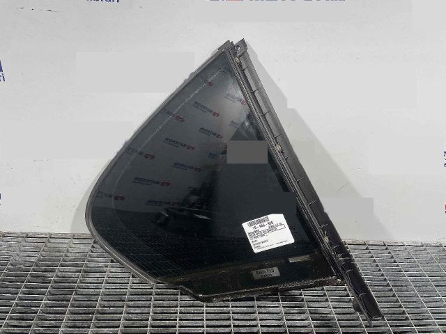 bontott BMW 5 F10 Jobb hátsó Fixüveg (Ajtóban)