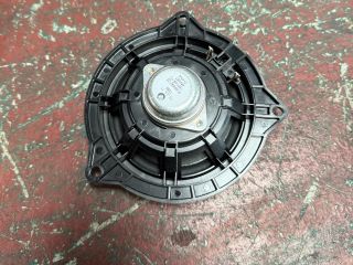 bontott BMW 5 F10 Jobb hátsó Hangszóró