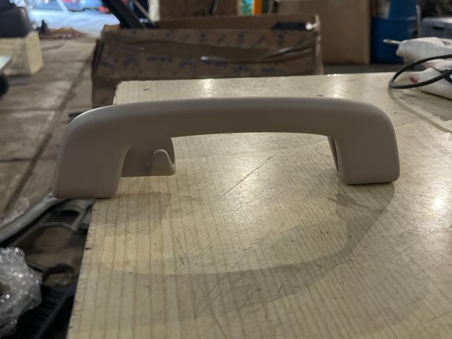 bontott BMW 5 F10 Jobb hátsó Kapaszkodó (Felső)