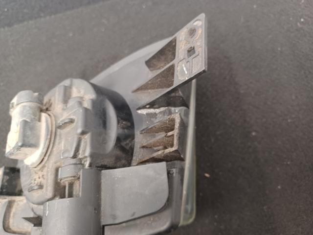 bontott BMW 5 F10 Jobb Ködfényszóró