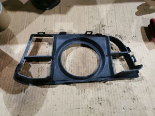 bontott BMW 5 F10 Jobb Ködlámpa Rács