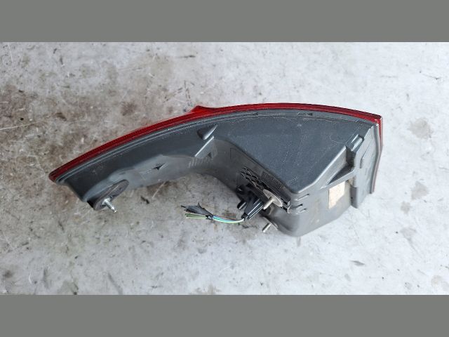 bontott BMW 5 F10 Jobb Külső Hátsó Lámpa