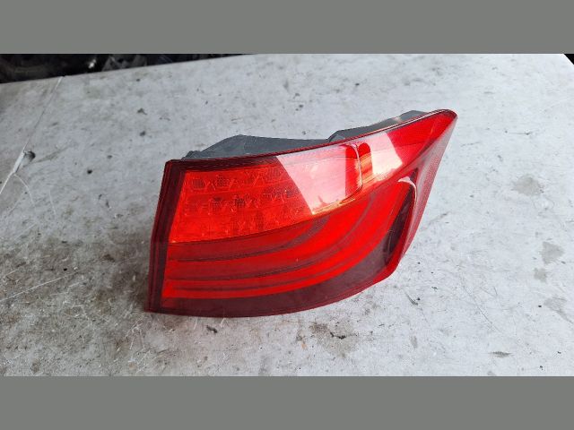 bontott BMW 5 F10 Jobb Külső Hátsó Lámpa