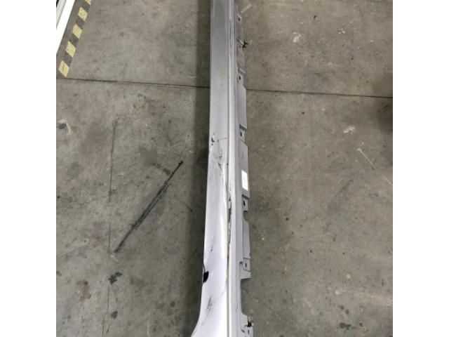 bontott BMW 5 F10 Jobb Küszöb