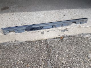 bontott BMW 5 F10 Jobb Küszöb