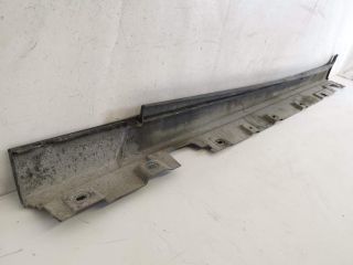 bontott BMW 5 F10 Jobb Küszöb