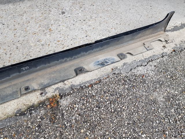 bontott BMW 5 F10 Jobb Küszöb