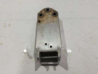 bontott BMW 5 F10 Jobb Lökhárító Tartó Nyúlványvég