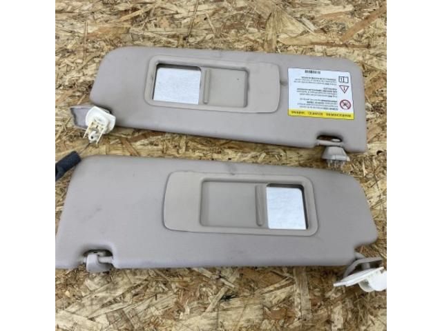 bontott BMW 5 F10 Jobb Napellenző