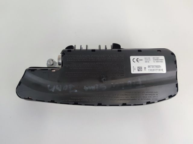 bontott BMW 5 F10 Jobb Oldallégzsák