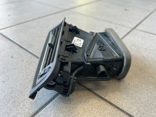 bontott BMW 5 F10 Jobb Szellőző