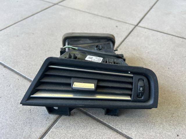 bontott BMW 5 F10 Jobb Szellőző