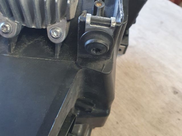 bontott BMW 5 F10 Jobb Xenon Fényszóró