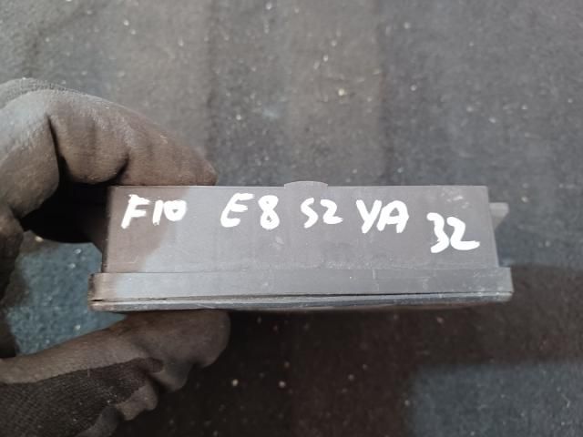 bontott BMW 5 F10 Kézifék Elektronika