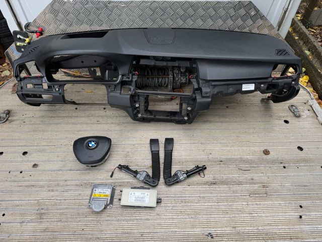 bontott BMW 5 F10 Komplett Légzsák Szett