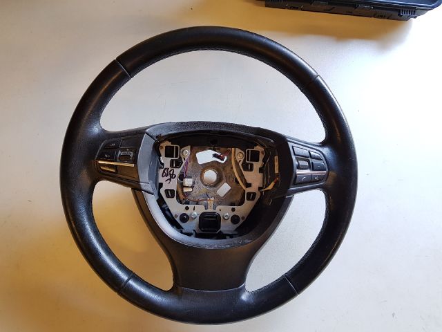 bontott BMW 5 F10 Kormány