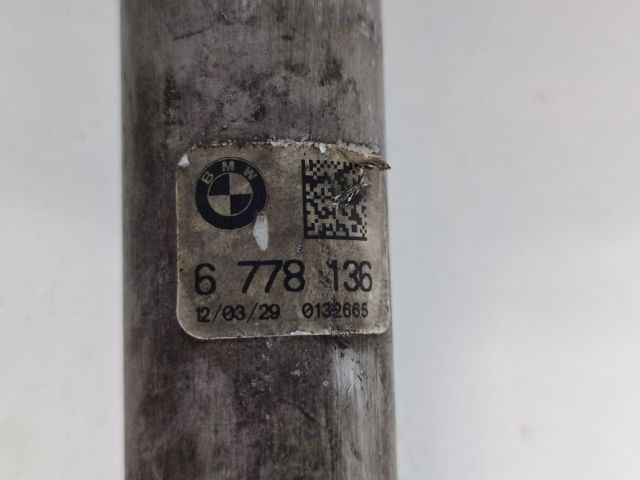 bontott BMW 5 F10 Kormánykardán