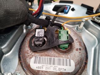 bontott BMW 5 F10 Kormánylégzsák