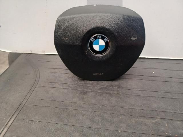 bontott BMW 5 F10 Kormánylégzsák