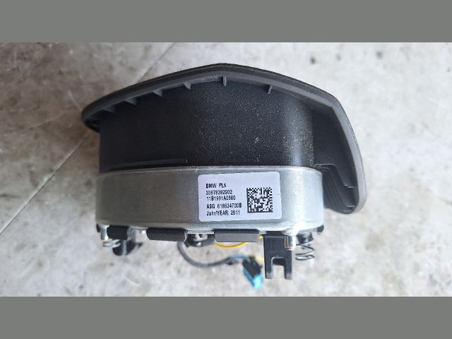 bontott BMW 5 F10 Kormánylégzsák