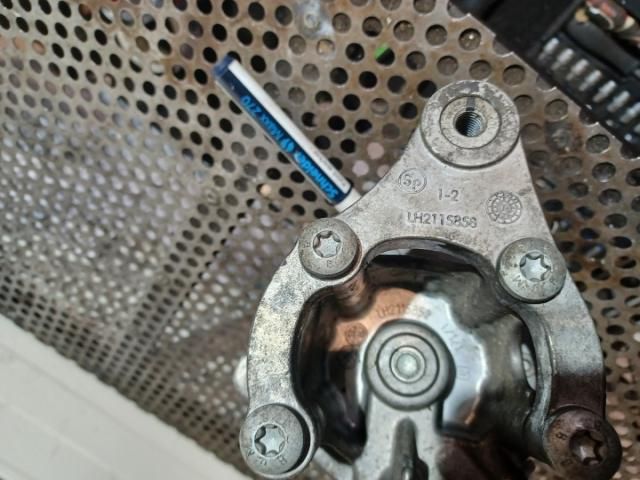 bontott BMW 5 F10 Kormányszervó Motor (Hidraulikus)