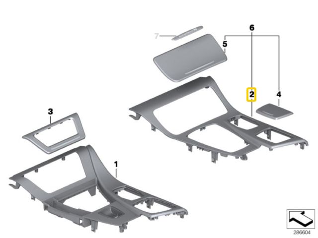 bontott BMW 5 F10 Középkonzol Keret