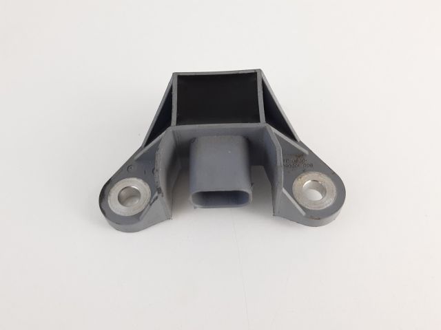 bontott BMW 5 F10 Központi Ütközés Érzékelő