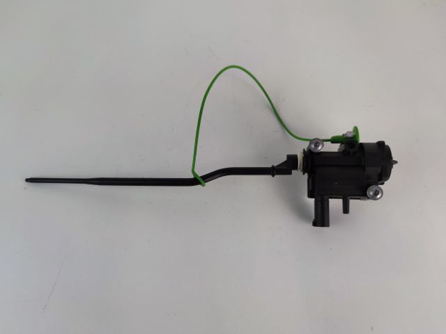 bontott BMW 5 F10 Központizár Motor Tankajtó