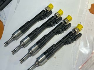 bontott BMW 5 F10 Porlasztó Sor / Híd