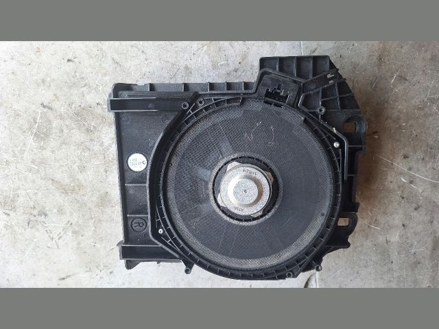 bontott BMW 5 F10 Mélynyomó Hangszóró