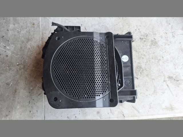 bontott BMW 5 F10 Mélynyomó Hangszóró