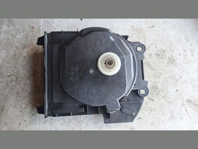 bontott BMW 5 F10 Mélynyomó Hangszóró