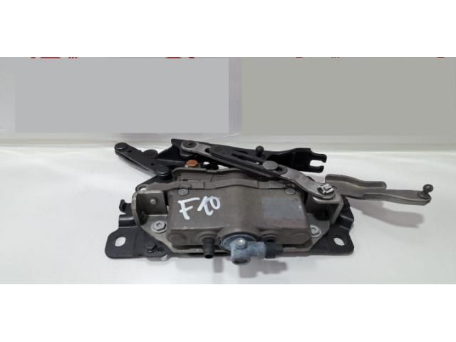 bontott BMW 5 F10 Motorháztető Bal Zsanér