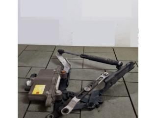 bontott BMW 5 F10 Motorháztető Jobb Zsanér